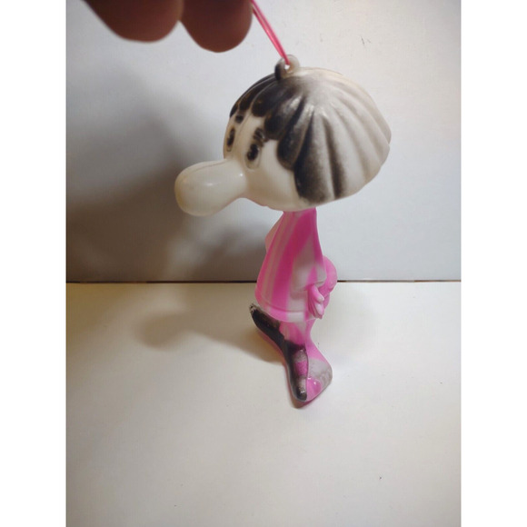 Vintage Plastic Mod Groovy Hippie Doll Blow Mold Christmas Ornament Hong Kong - Picture 4 of 8